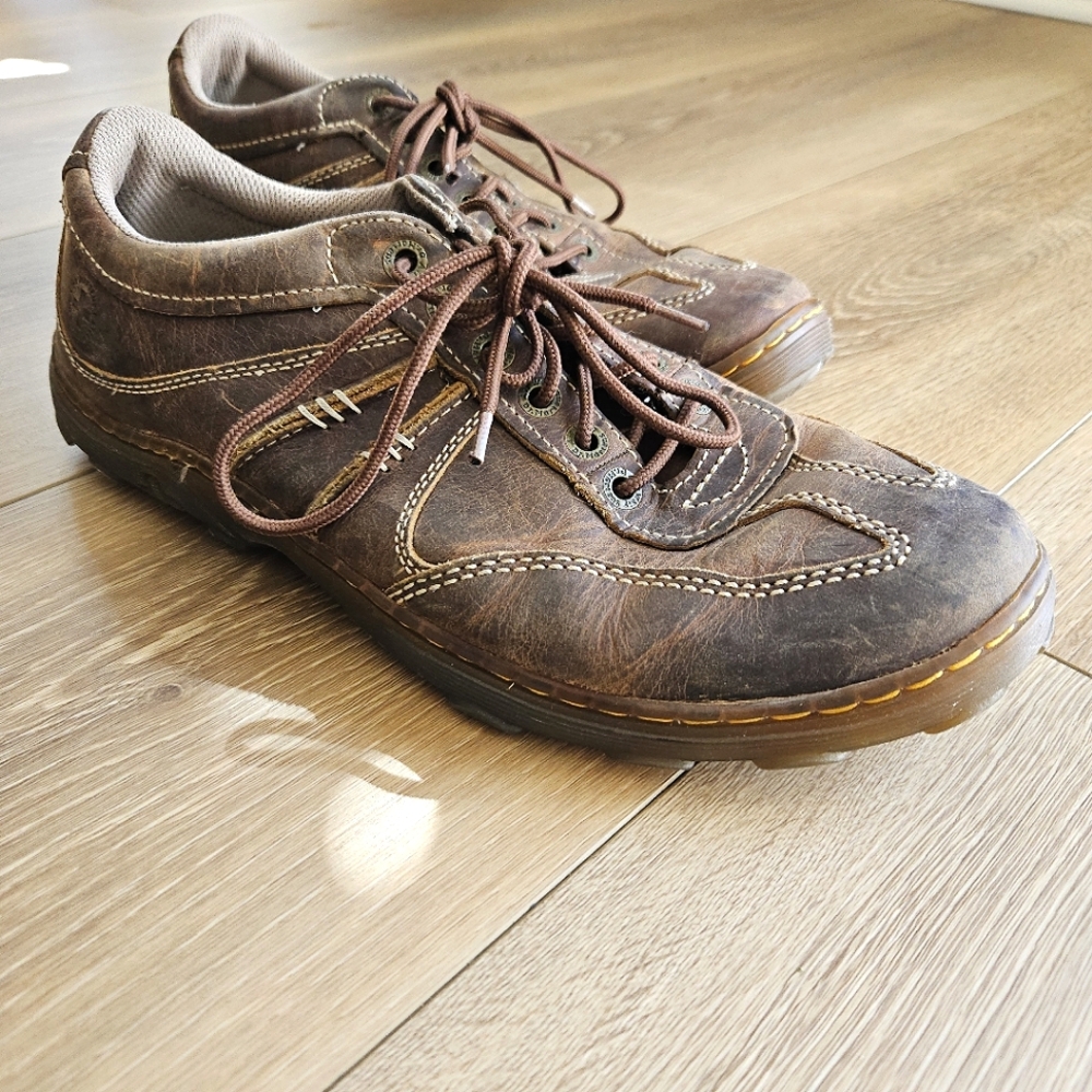 Dr. Martens Brown Leather Casual Dress Shoes Men’s Air Cushion Sole | Size 13